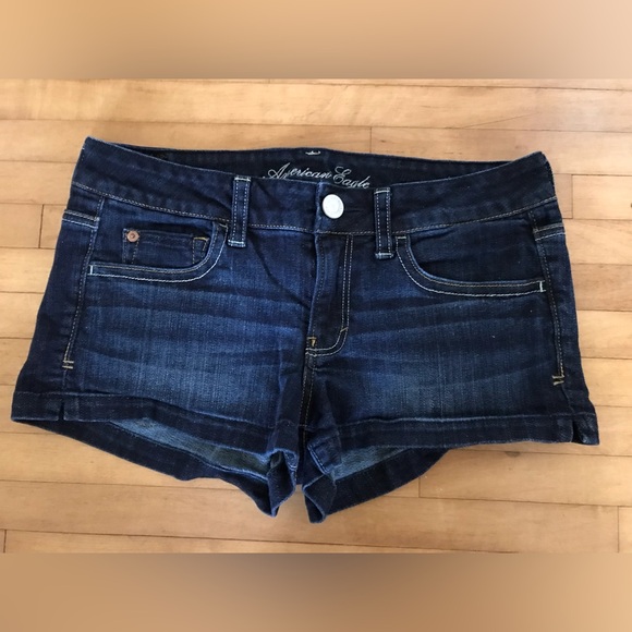 AE Bundle of 3 Shorts - Picture 9 of 16